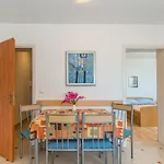 Partelj Apartamento *