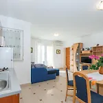 Partelj Apartamento Vir