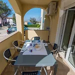 Partelj Apartamento Vir