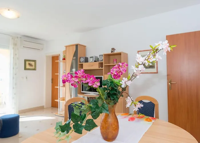 Partelj Appartement Vir
